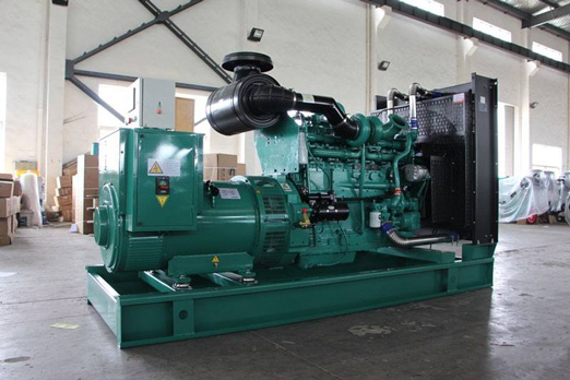 阳西320kw康明斯柴油发电车出租_COPY_COPY
